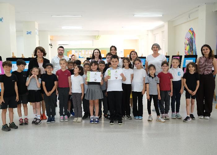 DURU BOZDOĞAN VE KIVANÇ ÇOLAKLAR'IN RESİM SERGİSİ AÇILDI