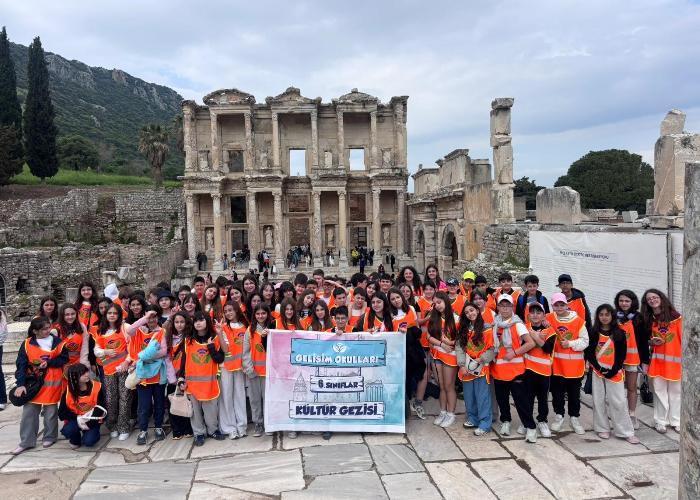 İZMİR’DE UNUTULMAZ BİR KEŞİF YOLCULUĞU